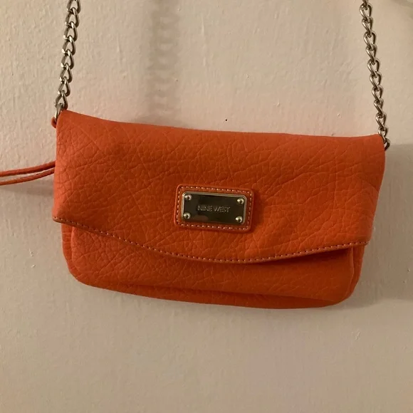 *SOLD ON EBAY* Nine West Orange crossbody - Picture 2 of 12